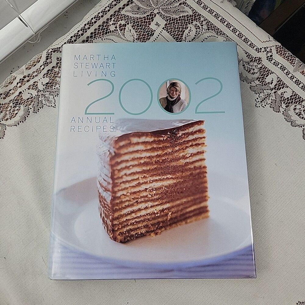 Martha Stewart Living 2002 Annual Recipes by Martha Stewart (2001, HC DJ)